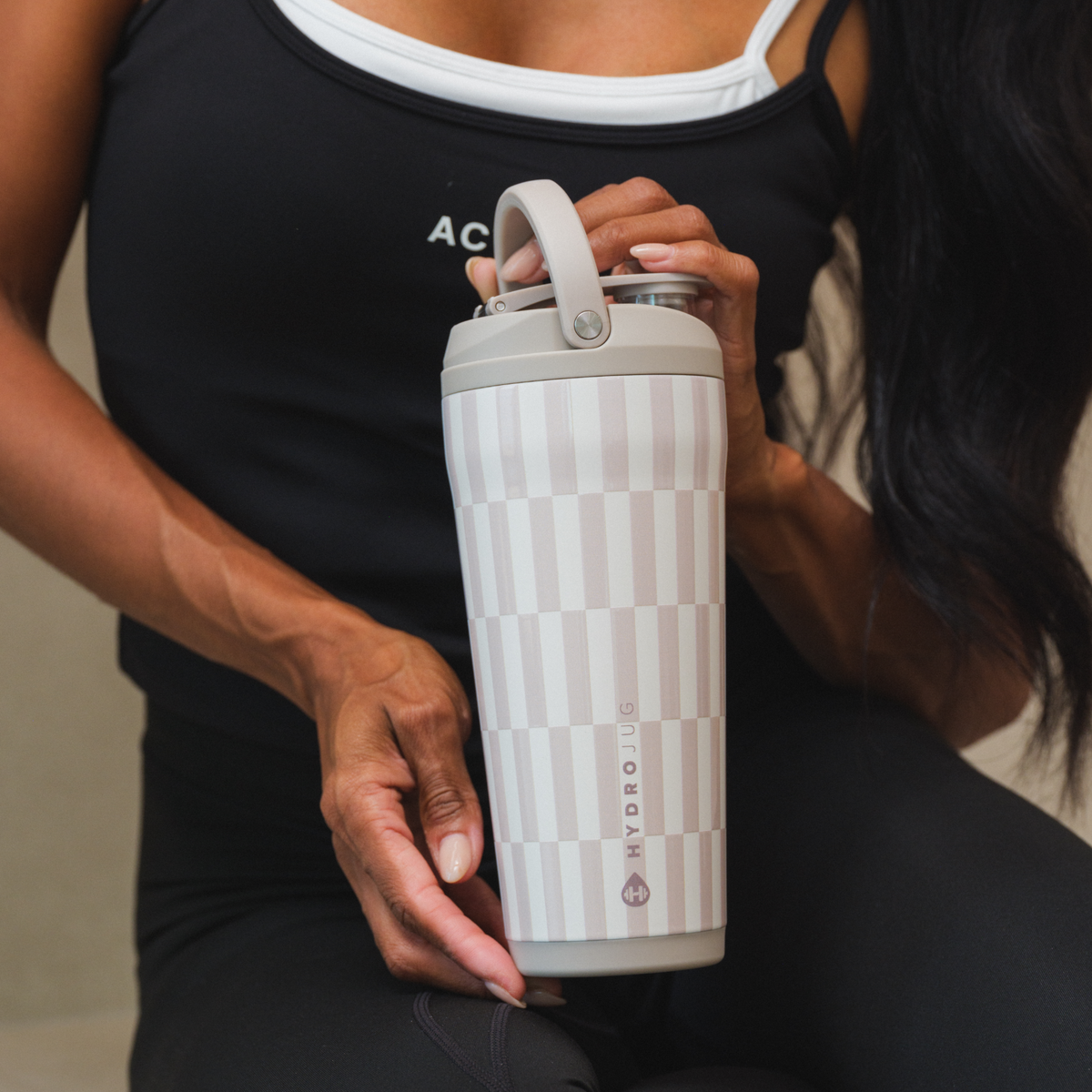 Insulated Shaker (24oz) - Latte - image 2