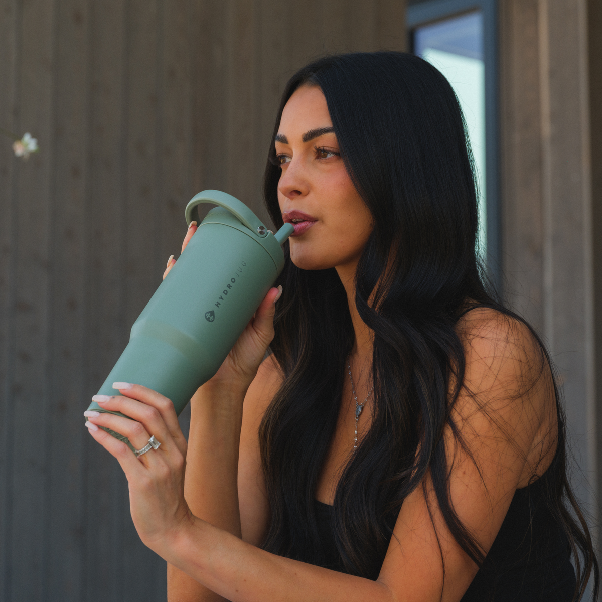 Sport (32oz) - Courtyard - image 2