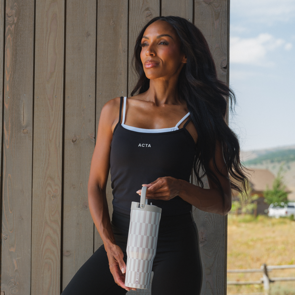 Sport (32oz) - Latte - image 2