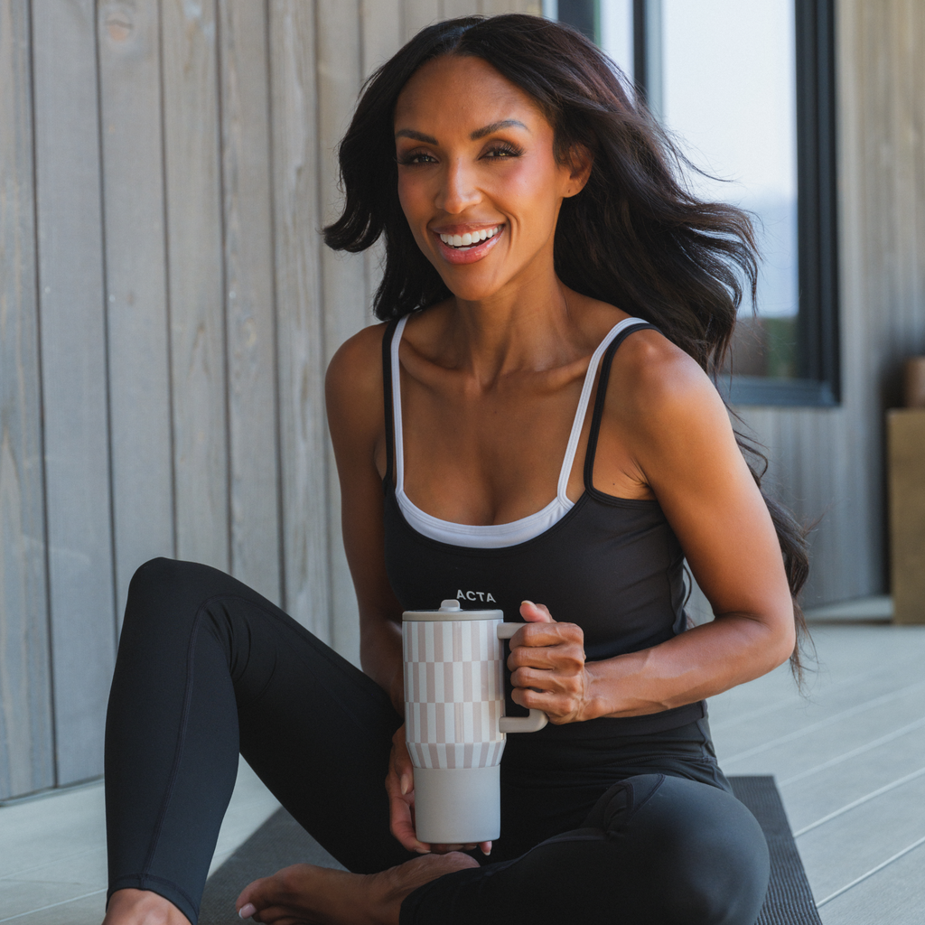 Traveler (20oz) - Latte - image 2